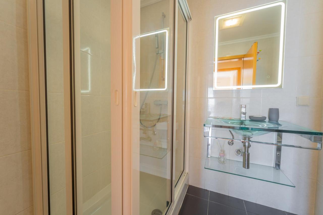 Flh Garajau Fantastic Ocean View With Balcony Appartement Funchal  Buitenkant foto